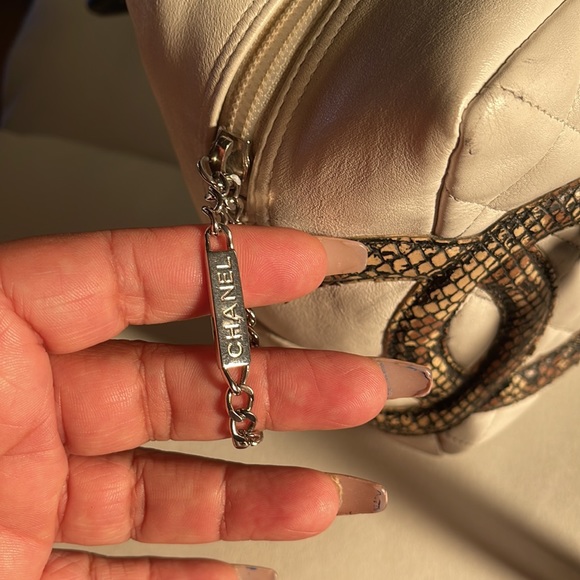 Chanel Cambon Phyton Bowler ♥️ - Picture 9 of 16